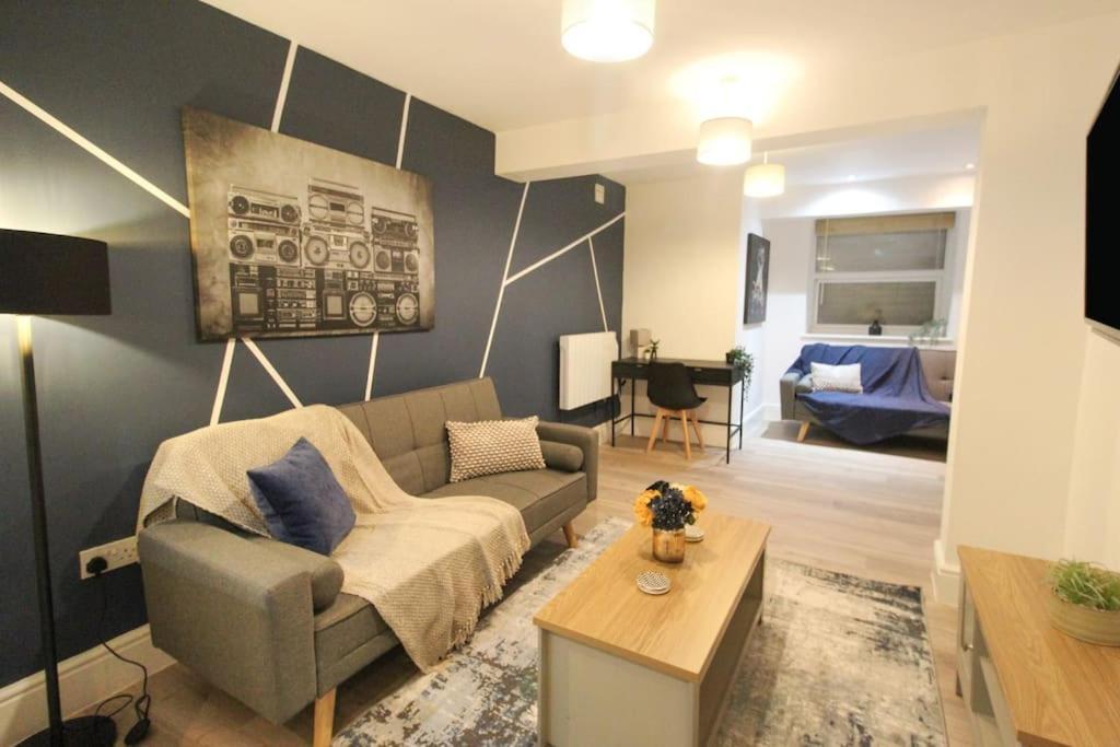 Spacious 1 Bed Apartment 1 Minute Walk From Square Nottingham Kültér fotó