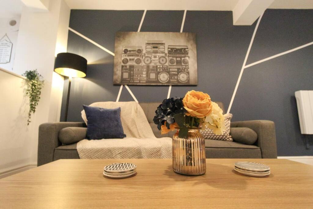 Spacious 1 Bed Apartment 1 Minute Walk From Square Nottingham Kültér fotó