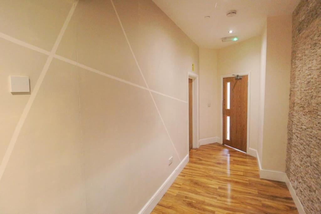 Spacious 1 Bed Apartment 1 Minute Walk From Square Nottingham Kültér fotó